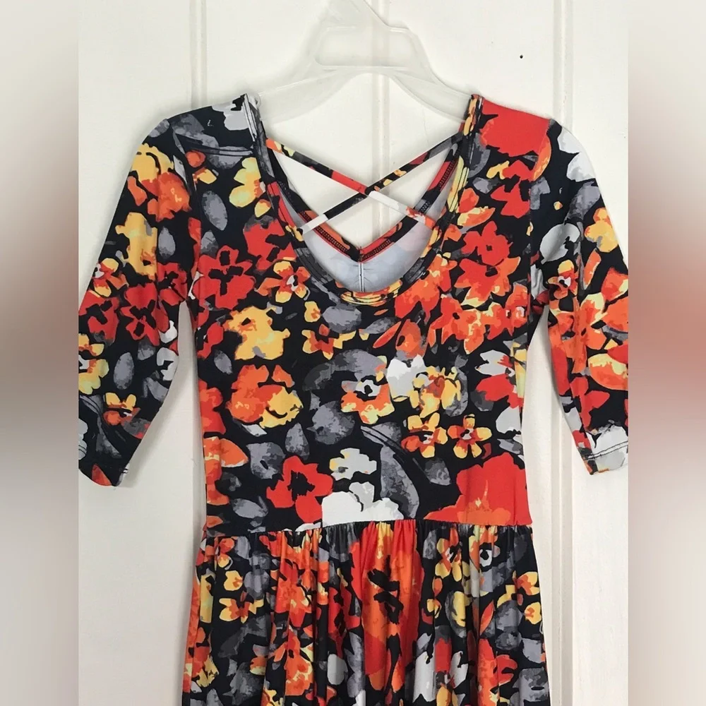 Girls Dot Dot Smile Multicolor Round Neck Graphic Flower Floral Dress 5 / 6 XS